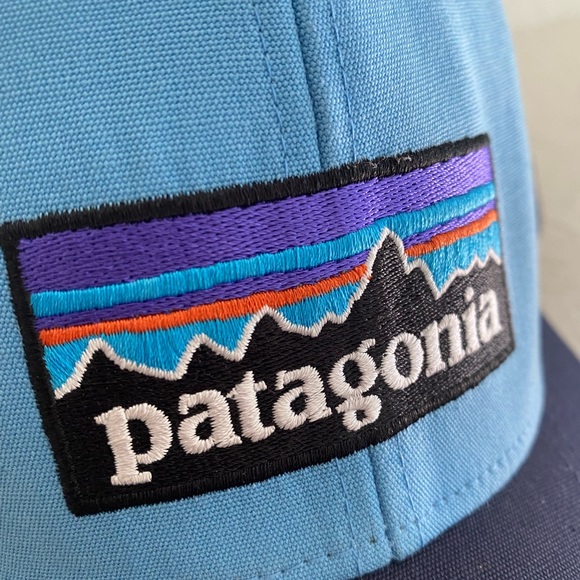 Patagonia Blue Classic Rare Trucker Cap Snapback - Picture 2 of 3
